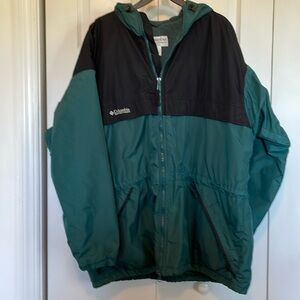 Men’s Columbia XL winter coat Car length Black and green/teal lined Hood pockets